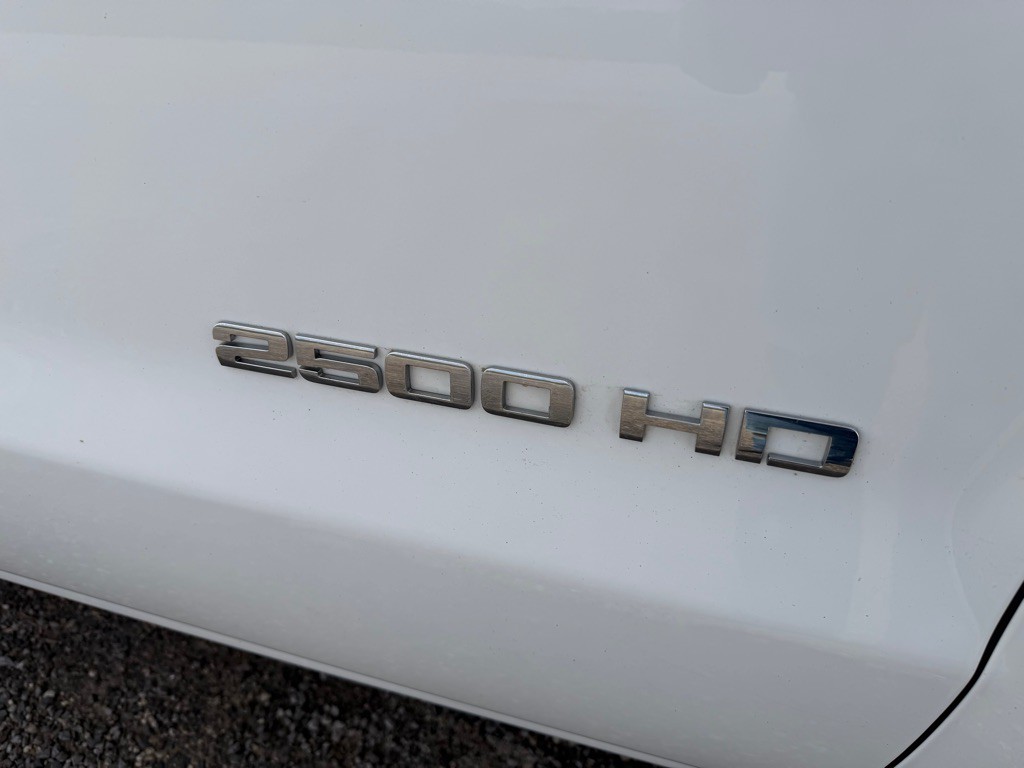 2019 Chevrolet Silverado 1500 Image 16