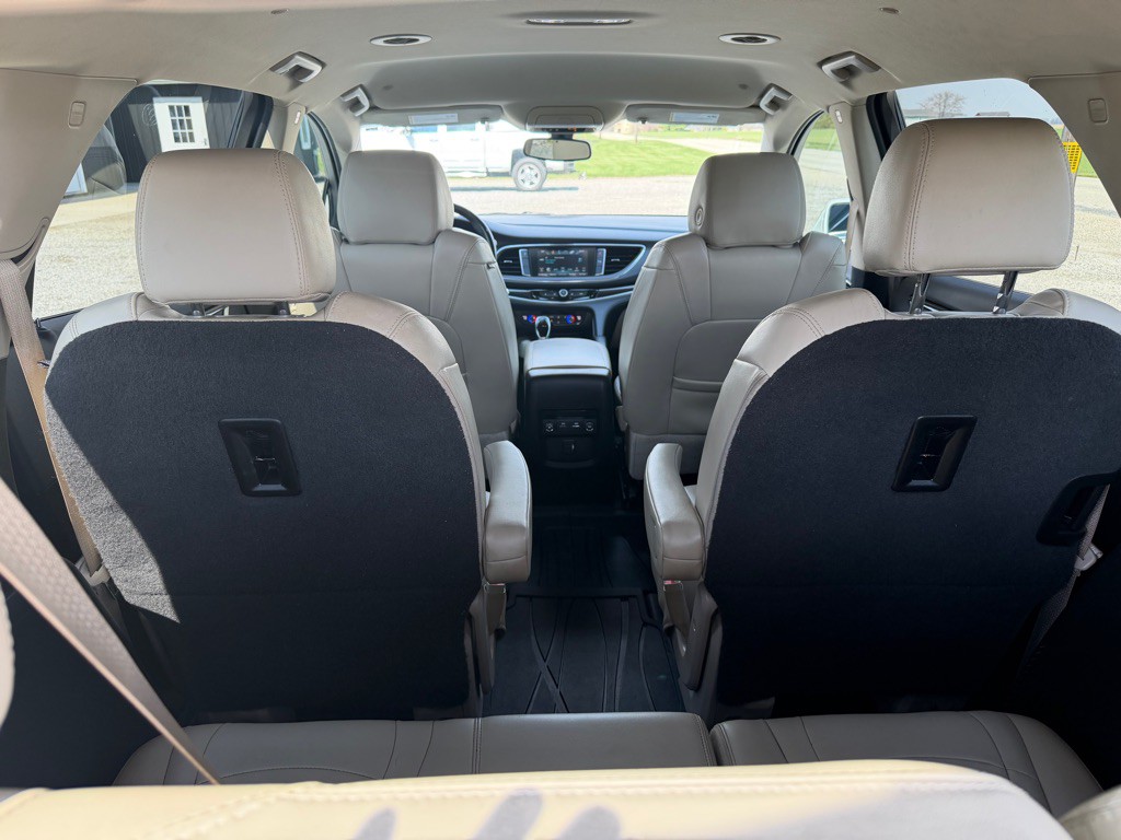 2019 Buick Enclave Image 5