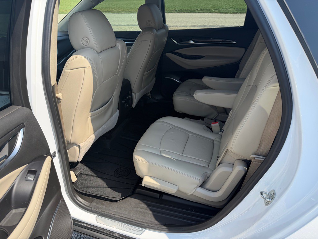 2019 Buick Enclave Image 11