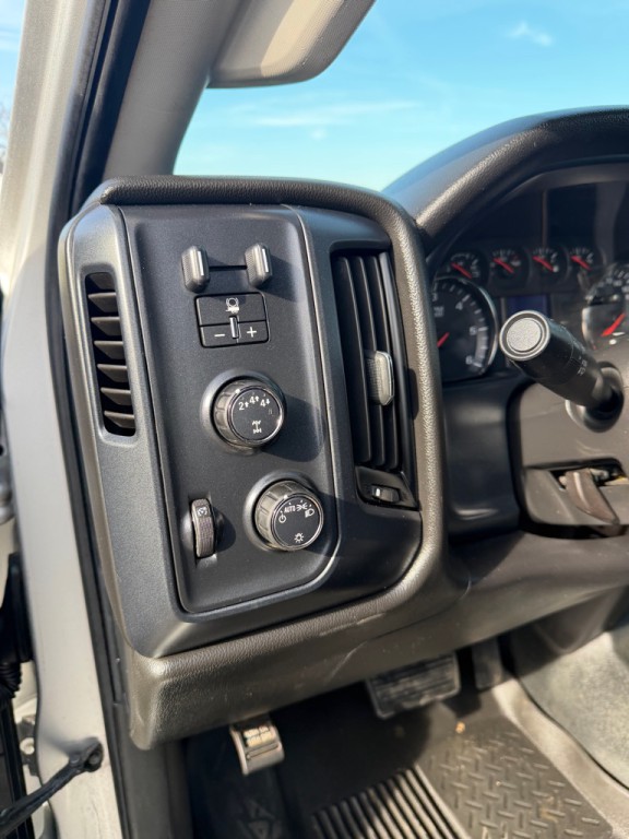 2019 Chevrolet Silverado 1500 Image 4