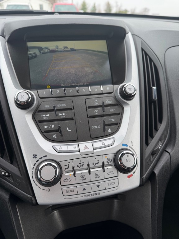 2015 Chevrolet Equinox Image 14