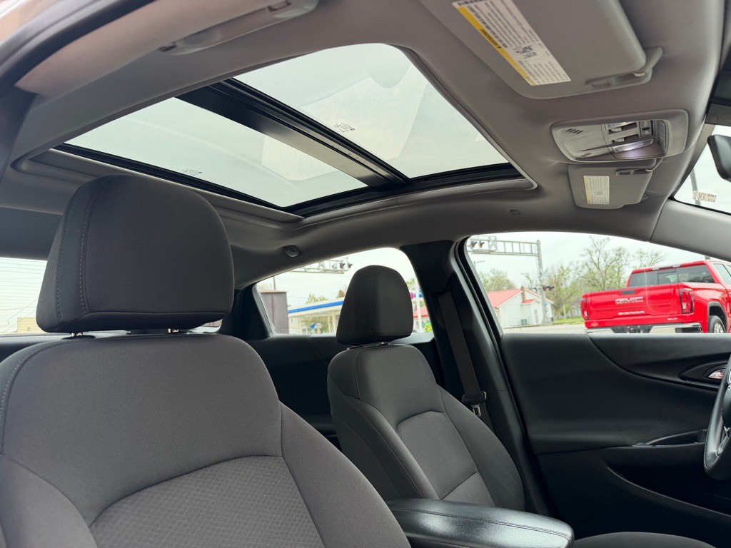 2021 Chevrolet Malibu Image 6