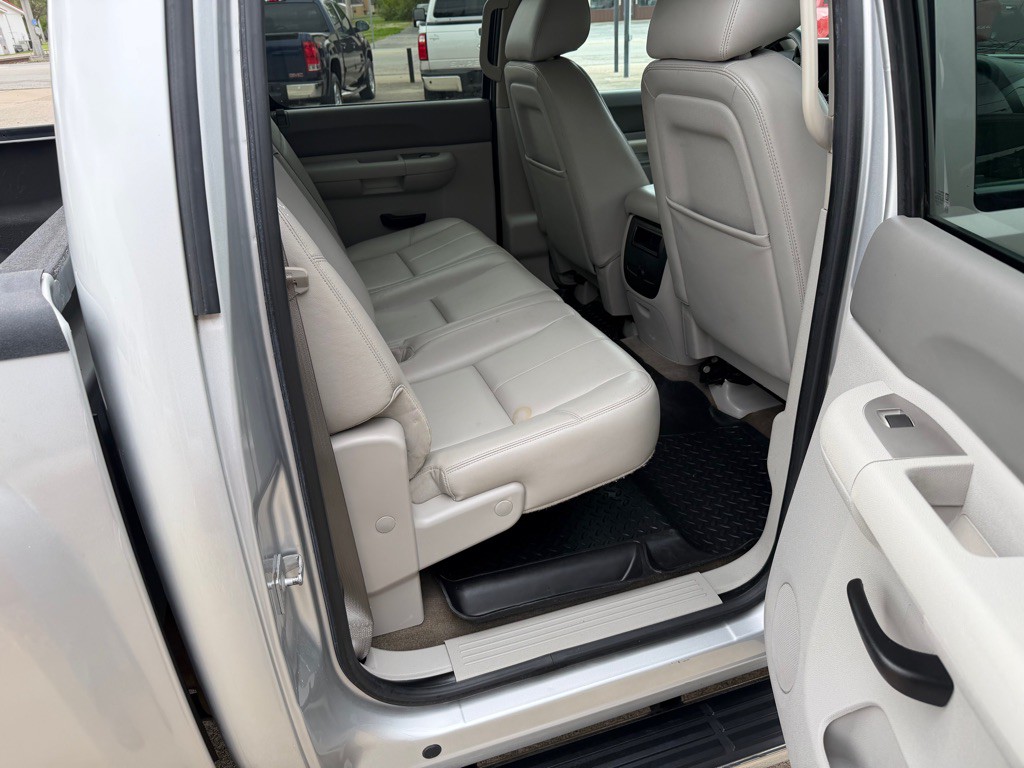 2013 Chevrolet Silverado 1500 Image 4