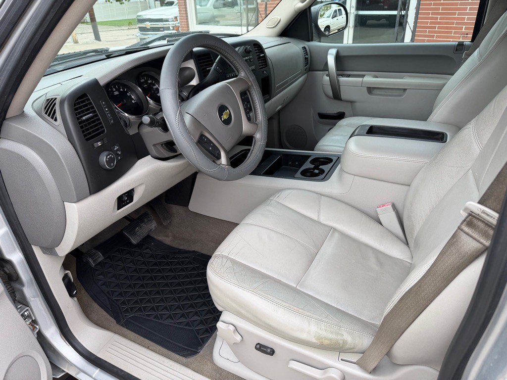 2013 Chevrolet Silverado 1500 Image 12