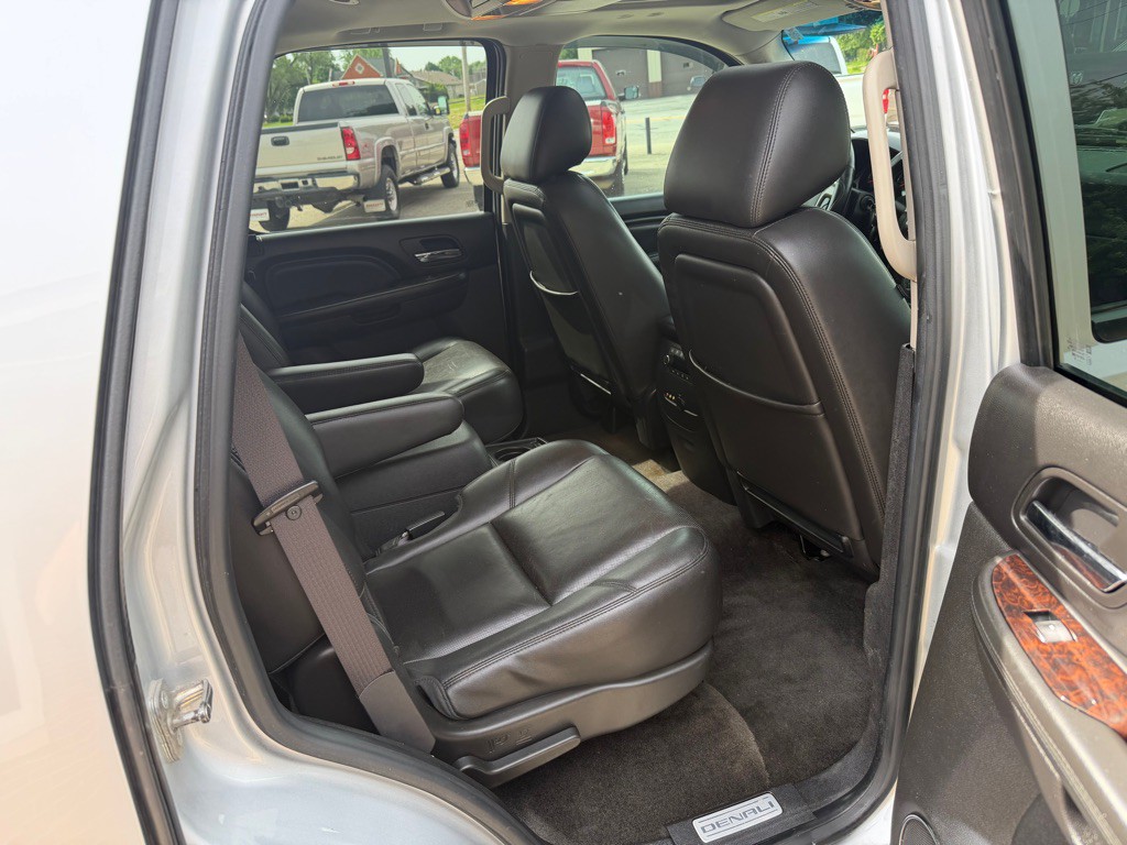 2013 GMC Yukon Image 13