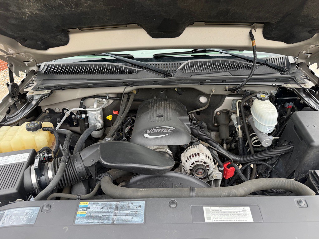 2005 Chevrolet Silverado 1500 Image 12