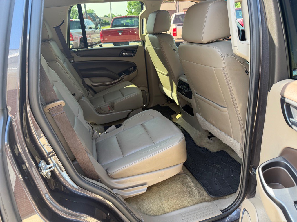 2017 Chevrolet Tahoe Image 4