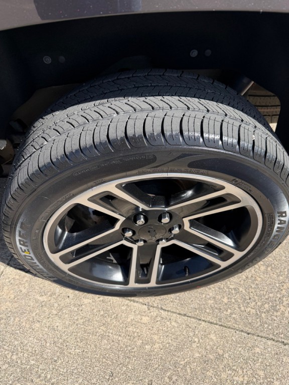 2017 Chevrolet Tahoe Image 11