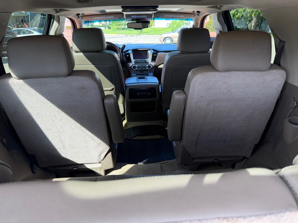 2017 Chevrolet Tahoe Image 12