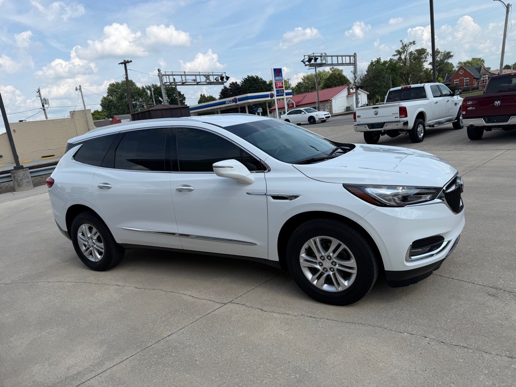2018 Buick Enclave Image 3