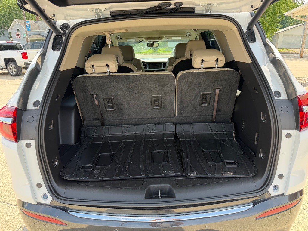2018 Buick Enclave Image 9