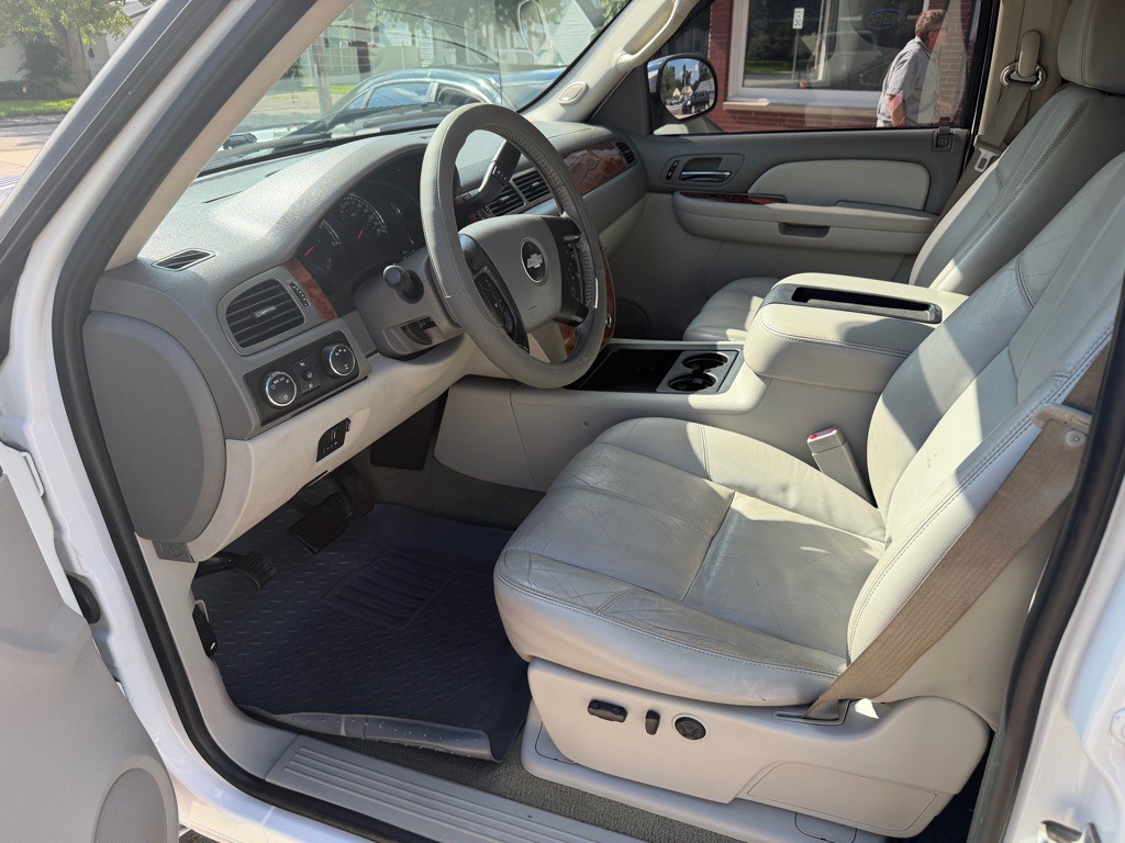 2008 Chevrolet Silverado 1500 Image 3