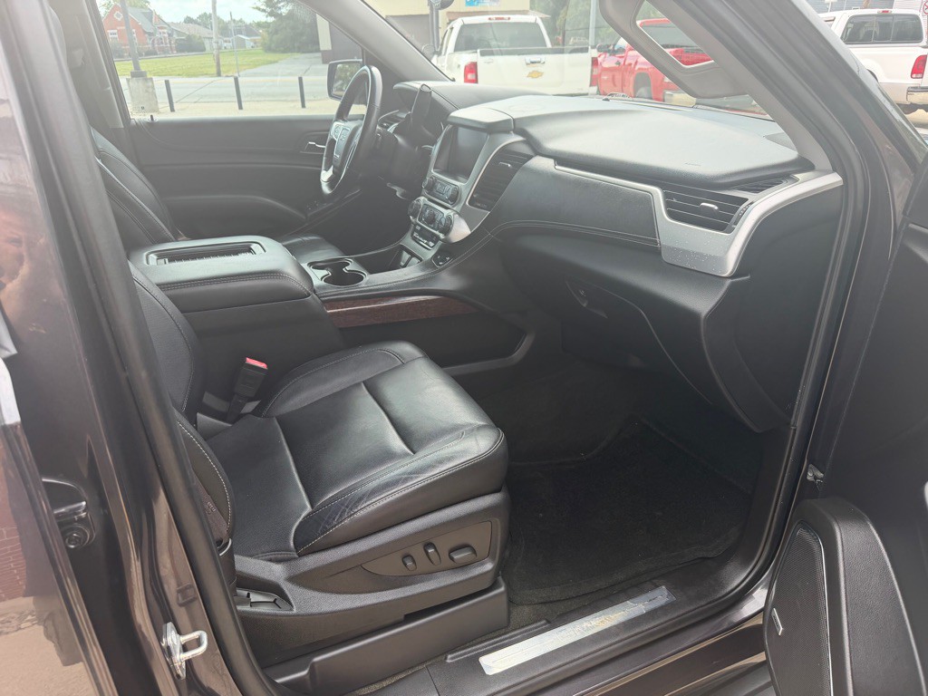 2016 GMC Yukon Image 16