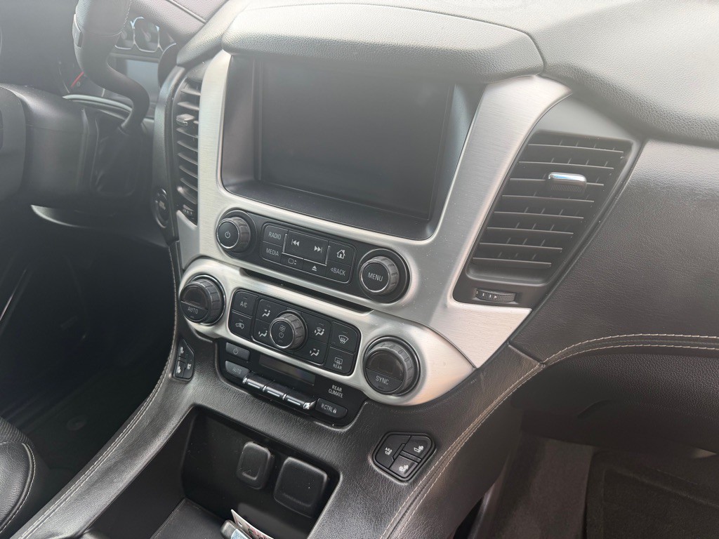 2016 GMC Yukon Image 17