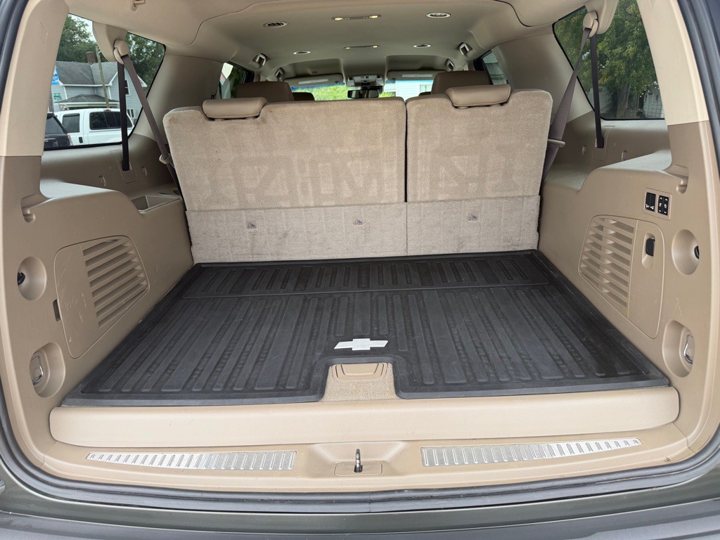 2019 Chevrolet Suburban Image 6
