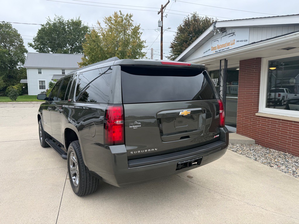 2019 Chevrolet Suburban Image 9
