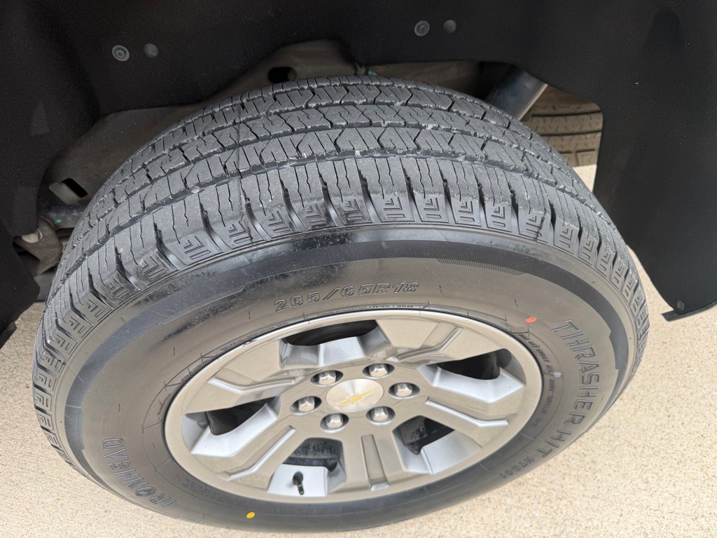 2019 Chevrolet Suburban Image 10