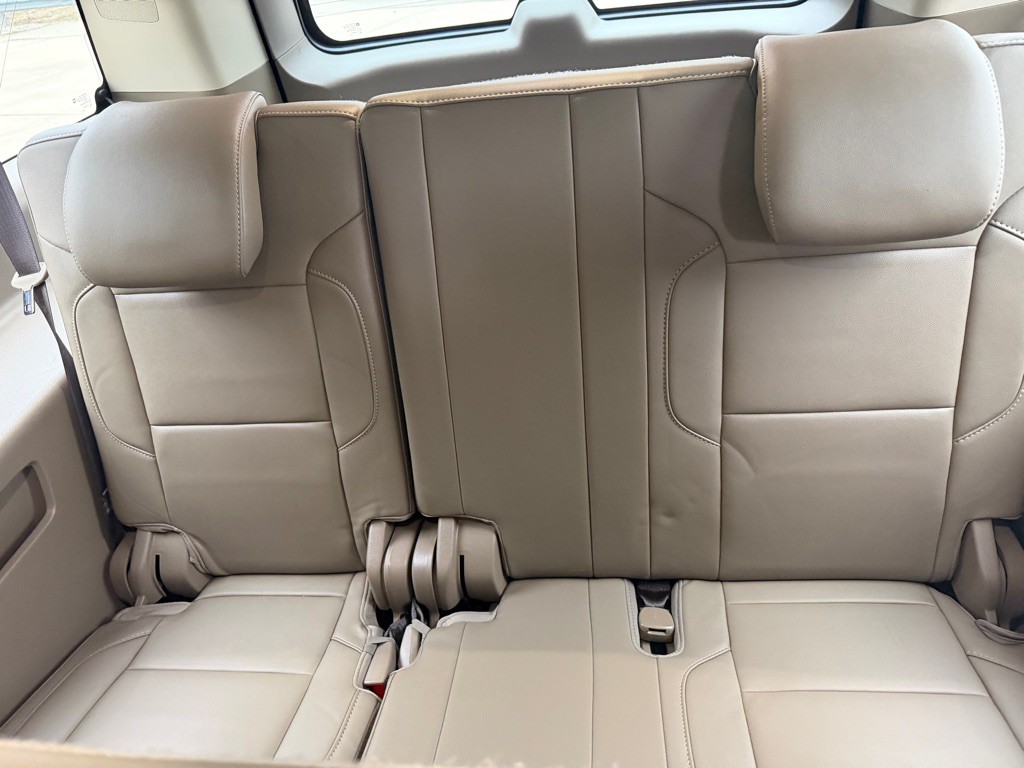 2019 Chevrolet Suburban Image 11