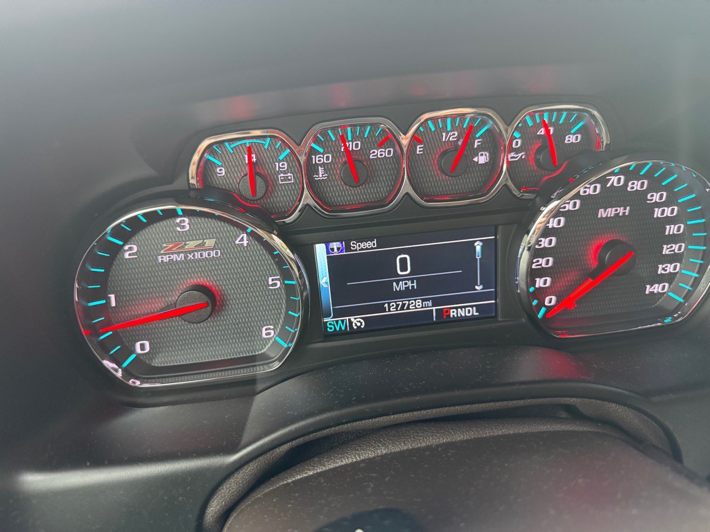 2019 Chevrolet Suburban Image 17