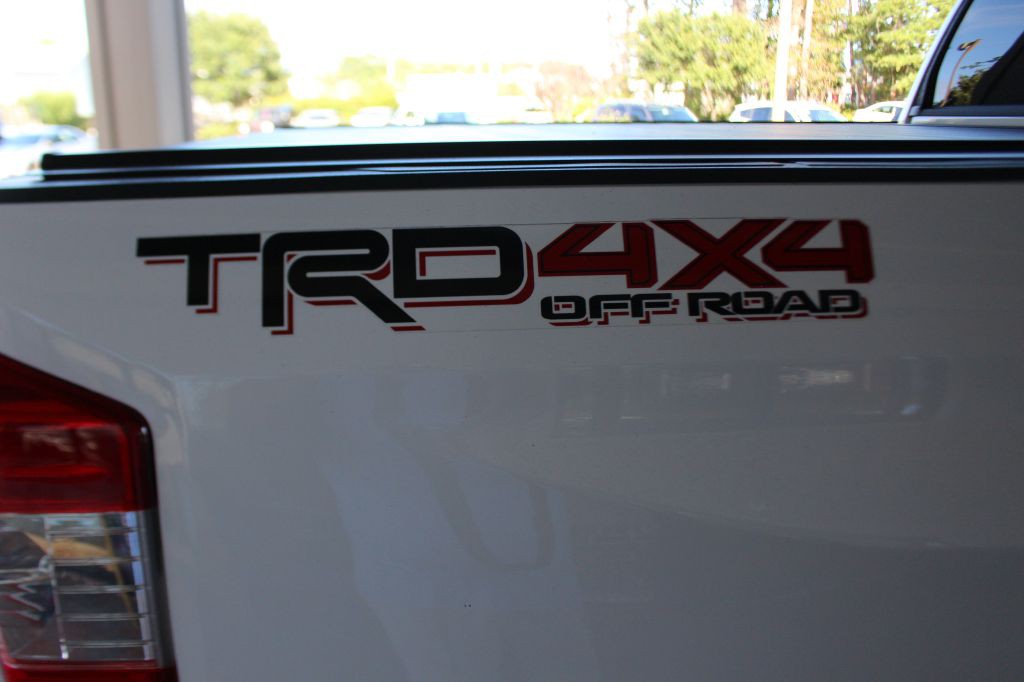 2021 Toyota Tundra Image 10