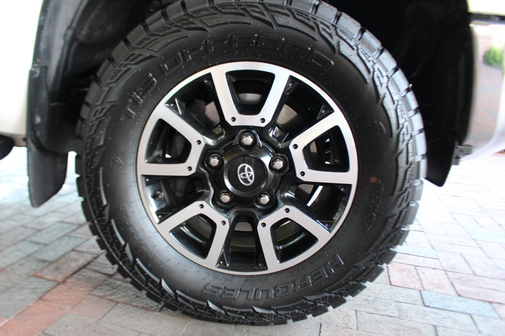 2021 Toyota Tundra Image 13