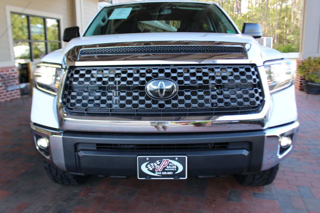 2021 Toyota Tundra Image 16