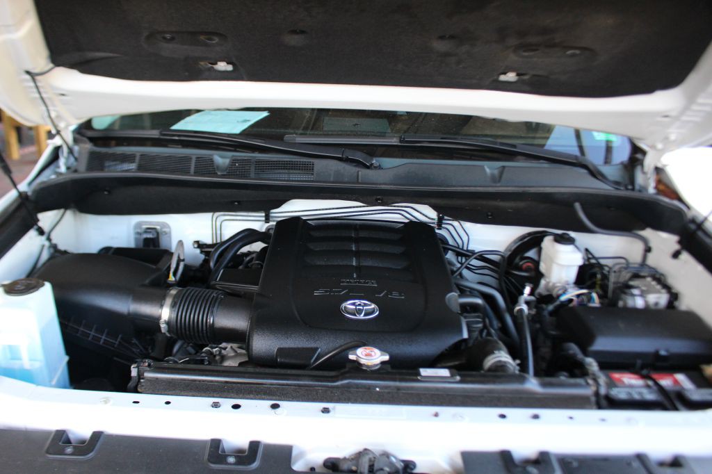 2021 Toyota Tundra Image 17