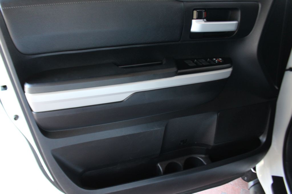 2021 Toyota Tundra Image 20