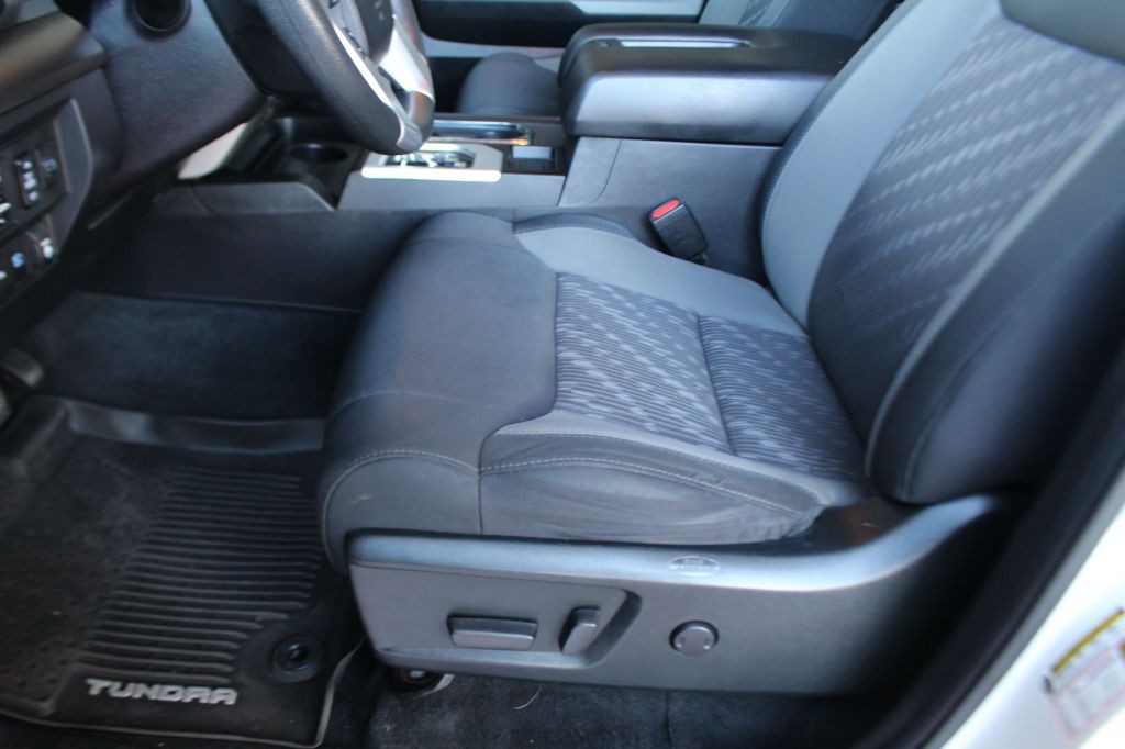 2021 Toyota Tundra Image 23