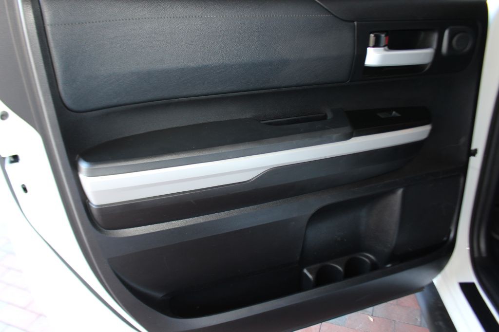 2021 Toyota Tundra Image 29