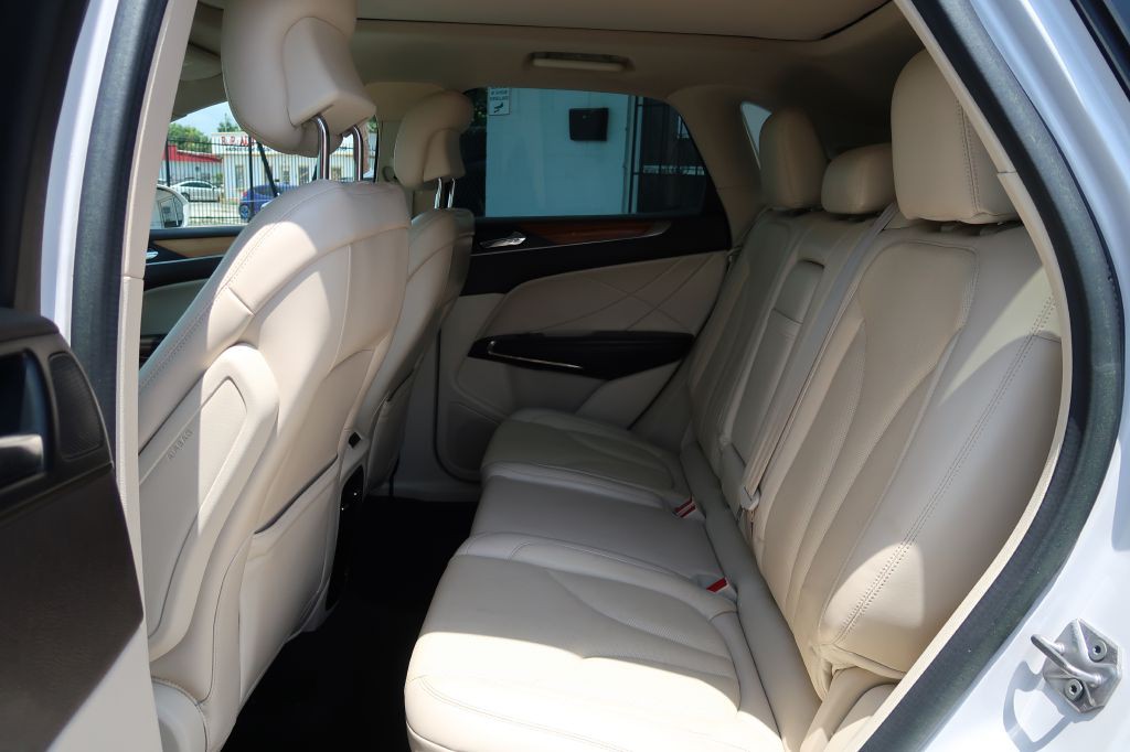 2015 Lincoln MKC Image 6