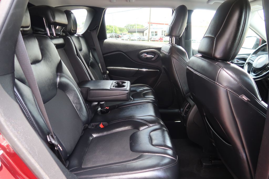 2021 Jeep Cherokee Image 8