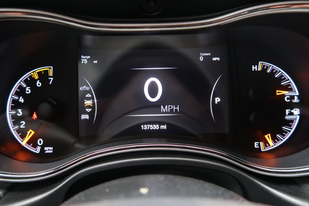 2018 Jeep Grand Cherokee Image 17