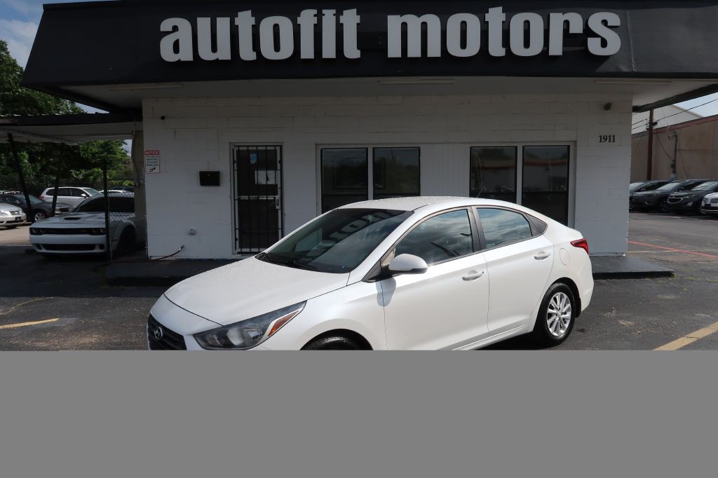 2018 Hyundai Accent Image 1