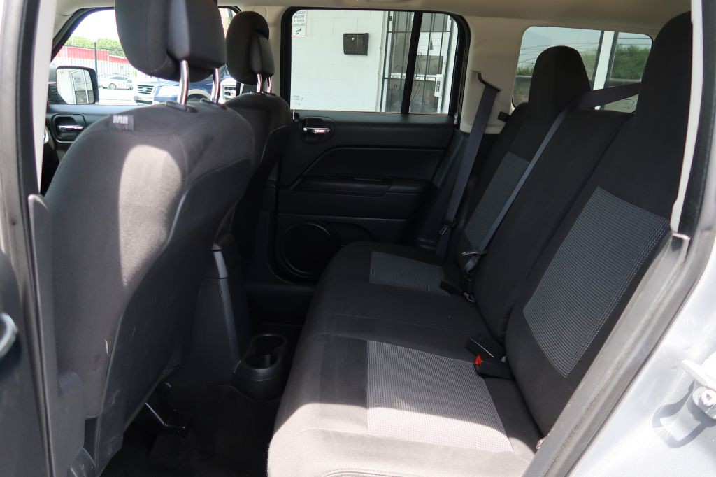 2016 Jeep Patriot Image 7