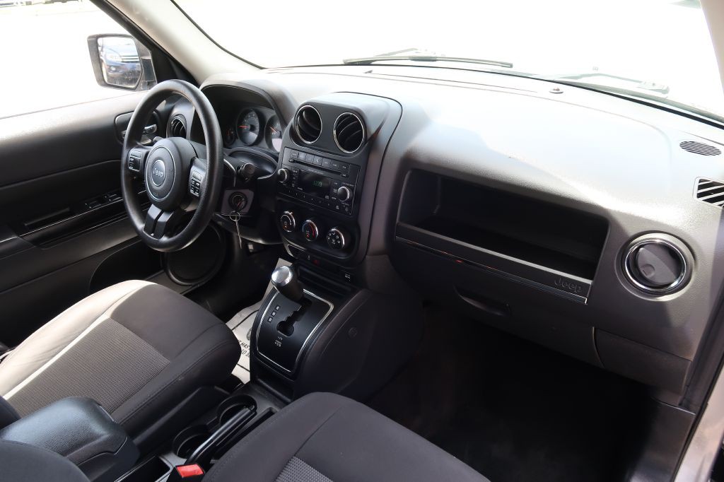 2016 Jeep Patriot Image 10
