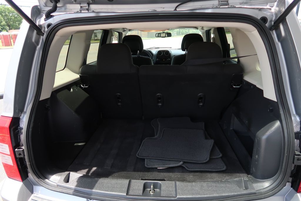 2016 Jeep Patriot Image 11