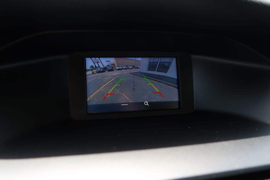2017 Ford Focus Image 13