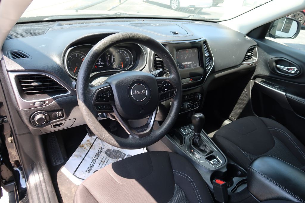 2020 Jeep Cherokee Image 6