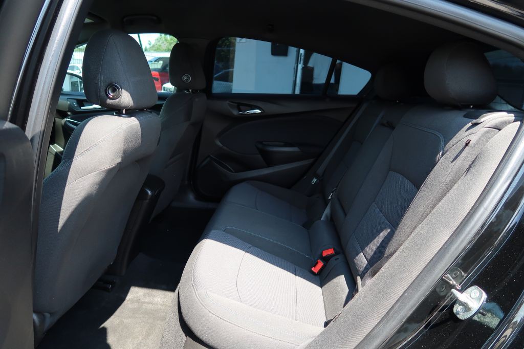 2018 Chevrolet Cruze Image 7