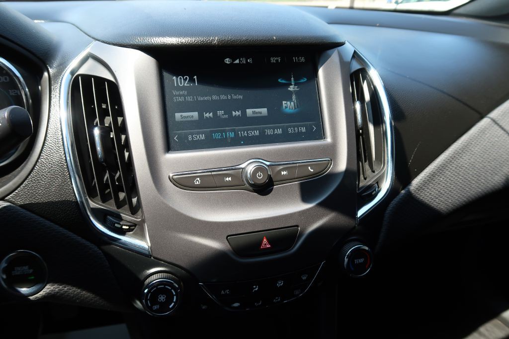 2018 Chevrolet Cruze Image 14