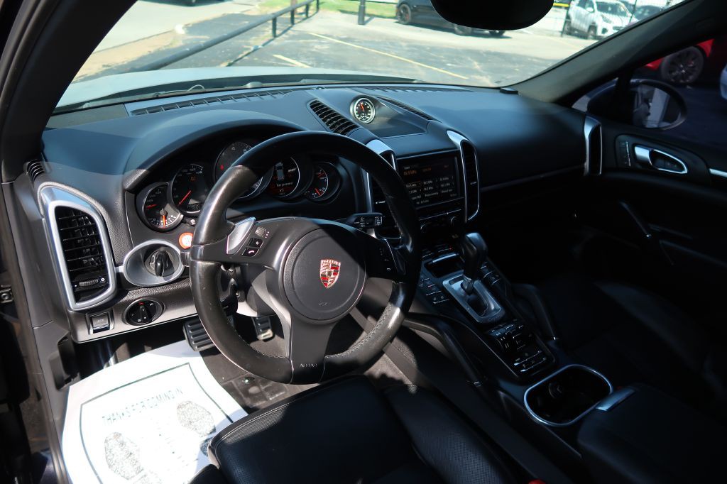 2012 Porsche Cayenne Image 6