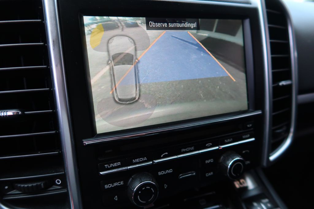2012 Porsche Cayenne Image 14