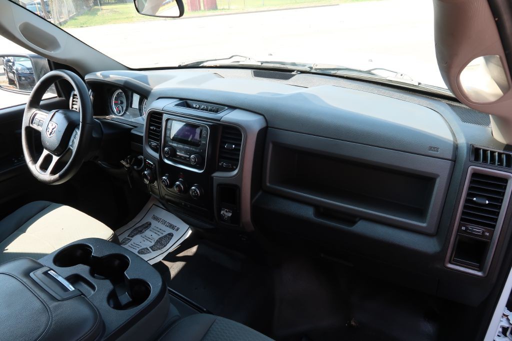 2014 RAM 1500 Image 9