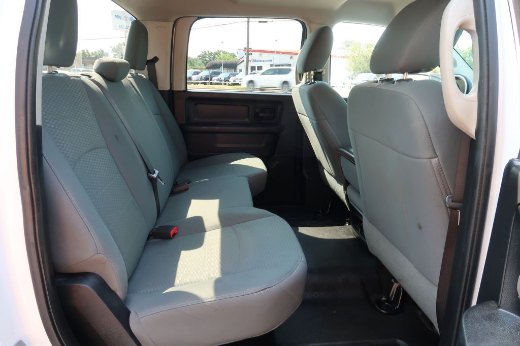 2014 RAM 1500 Image 10