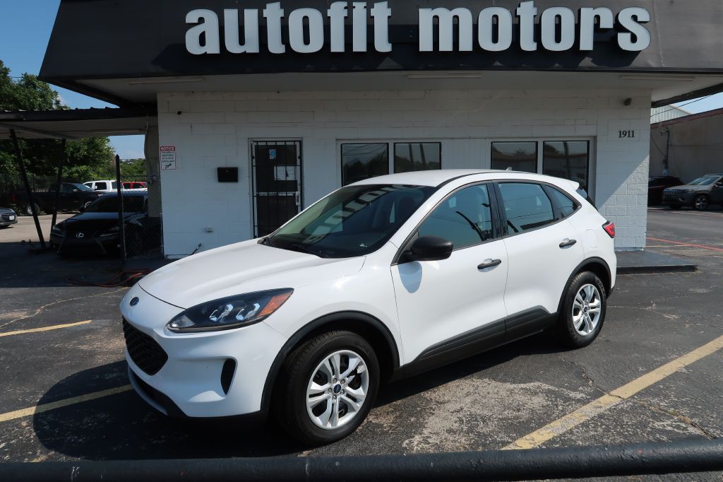 2021 Ford Escape Image 1