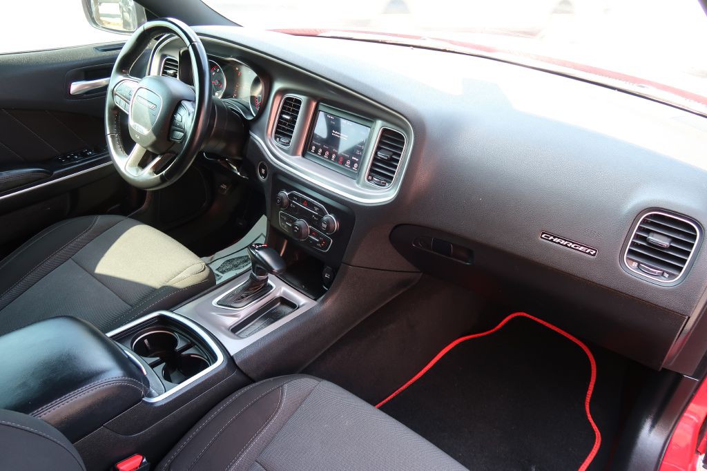 2022 Dodge Charger Image 10