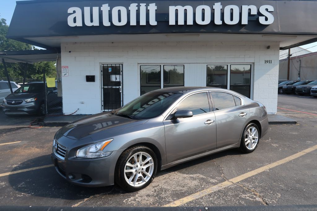 2014 Nissan Maxima Image 1