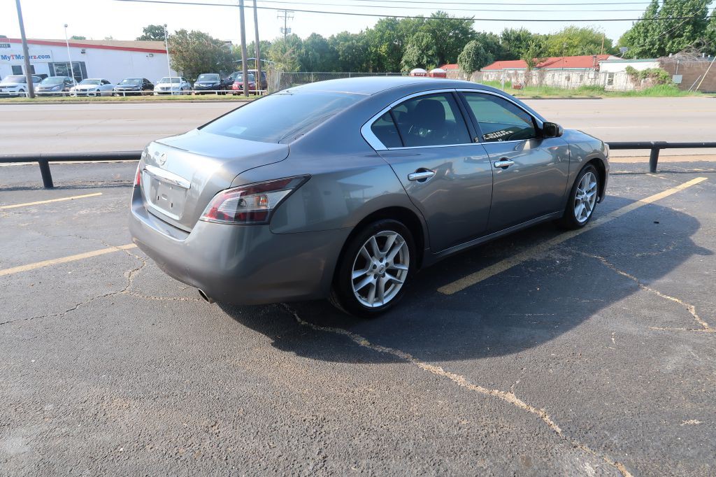 2014 Nissan Maxima Image 3