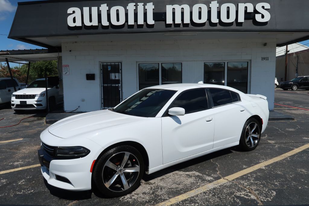2017 Dodge Charger Image 1